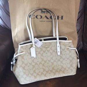 Coach handbag